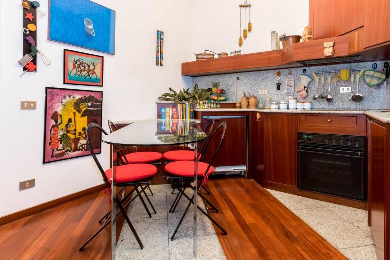 Joivy Charming Apt With Terrace In The Very Heart Of Milánó Kültér fotó